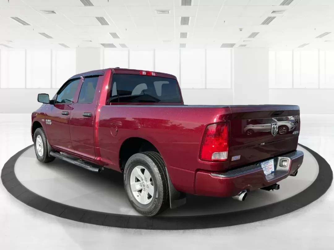 2018 Ram 1500 Express Quad Cab 4x4 6'4 Box (1C6RR7FT8JS) with an Other engine, located at 880 E. National Road, Vandalia, OH, 45377, (937) 908-9800, 39.891918, -84.183594 - 2018 Ram 1500 Express Quad Cab 4x4 6'4 Box - Photo#4