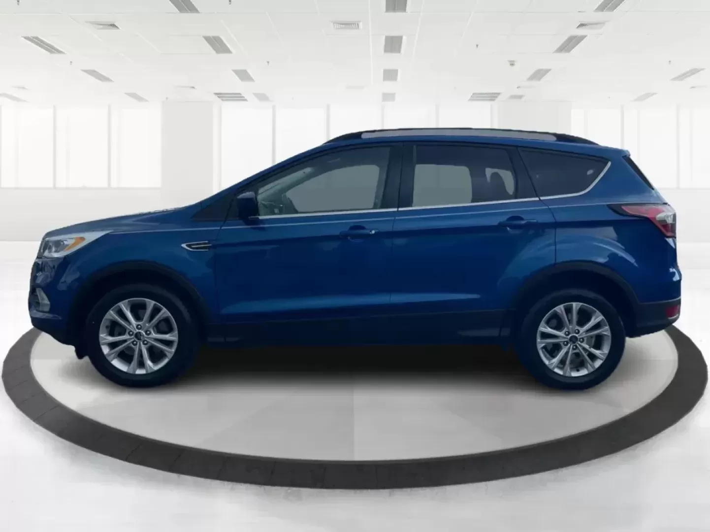 2017 Ford Escape SE (1FMCU0GD5HU) with an Other engine, located at 1951 S Dayton Lakeview Rd., New Carlisle, OH, 45344, (937) 908-9800, 39.890999, -84.050255 - 2017 Ford Escape SE - Photo#5