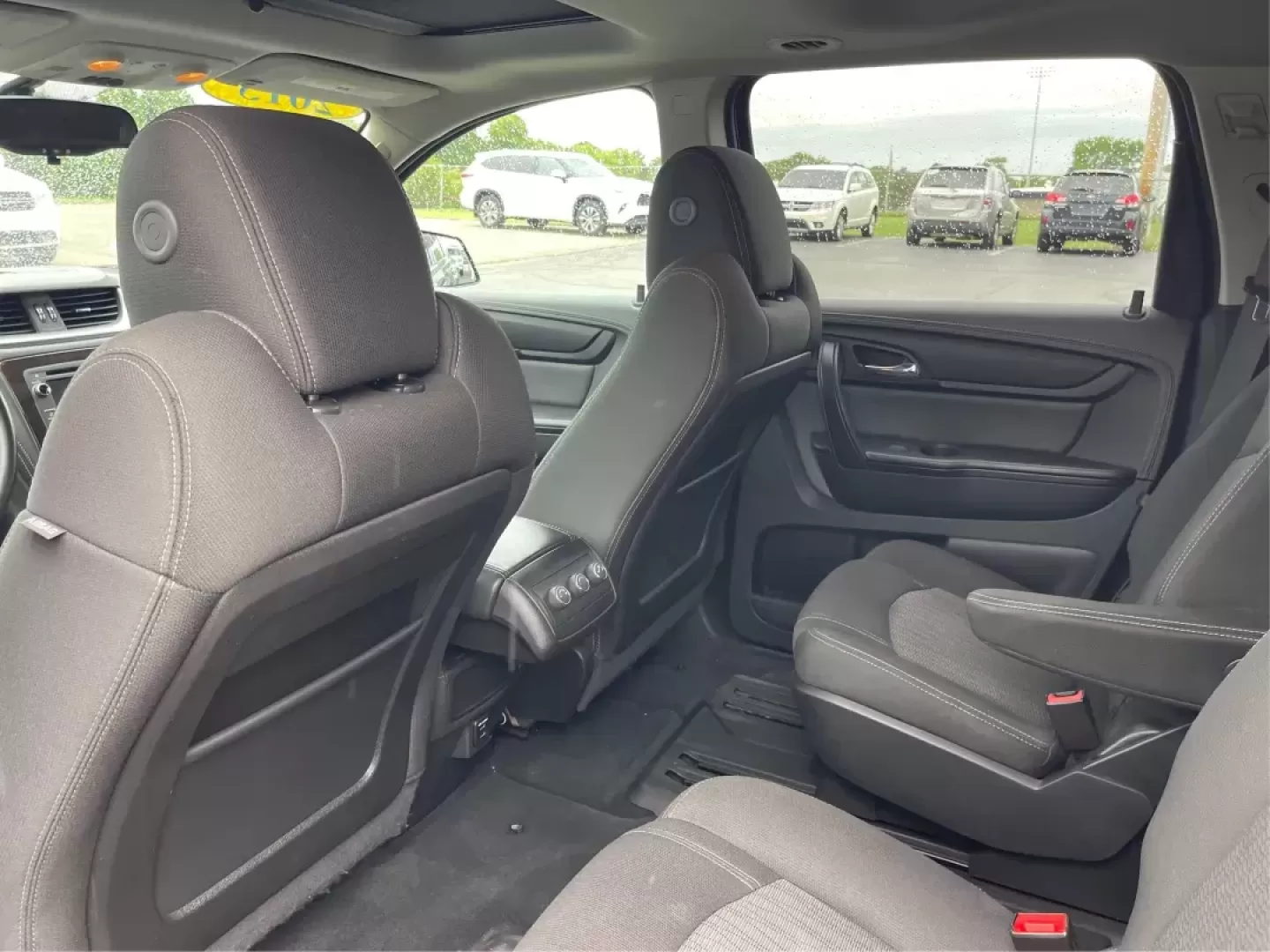 2015 Chevrolet Traverse 1LT (1GNKVGKD8FJ) with an 3.6L V-6 gasoline direct injection engine, located at 4508 South Dixie Dr, Moraine, OH, 45439, (937) 908-9800, 39.689976, -84.218452 - Third Row - Photo#9