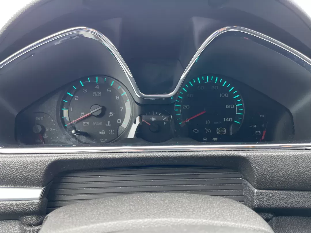 2015 Chevrolet Traverse 1LT (1GNKVGKD8FJ) with an 3.6L V-6 gasoline direct injection engine, located at 4508 South Dixie Dr, Moraine, OH, 45439, (937) 908-9800, 39.689976, -84.218452 - Photo#14
