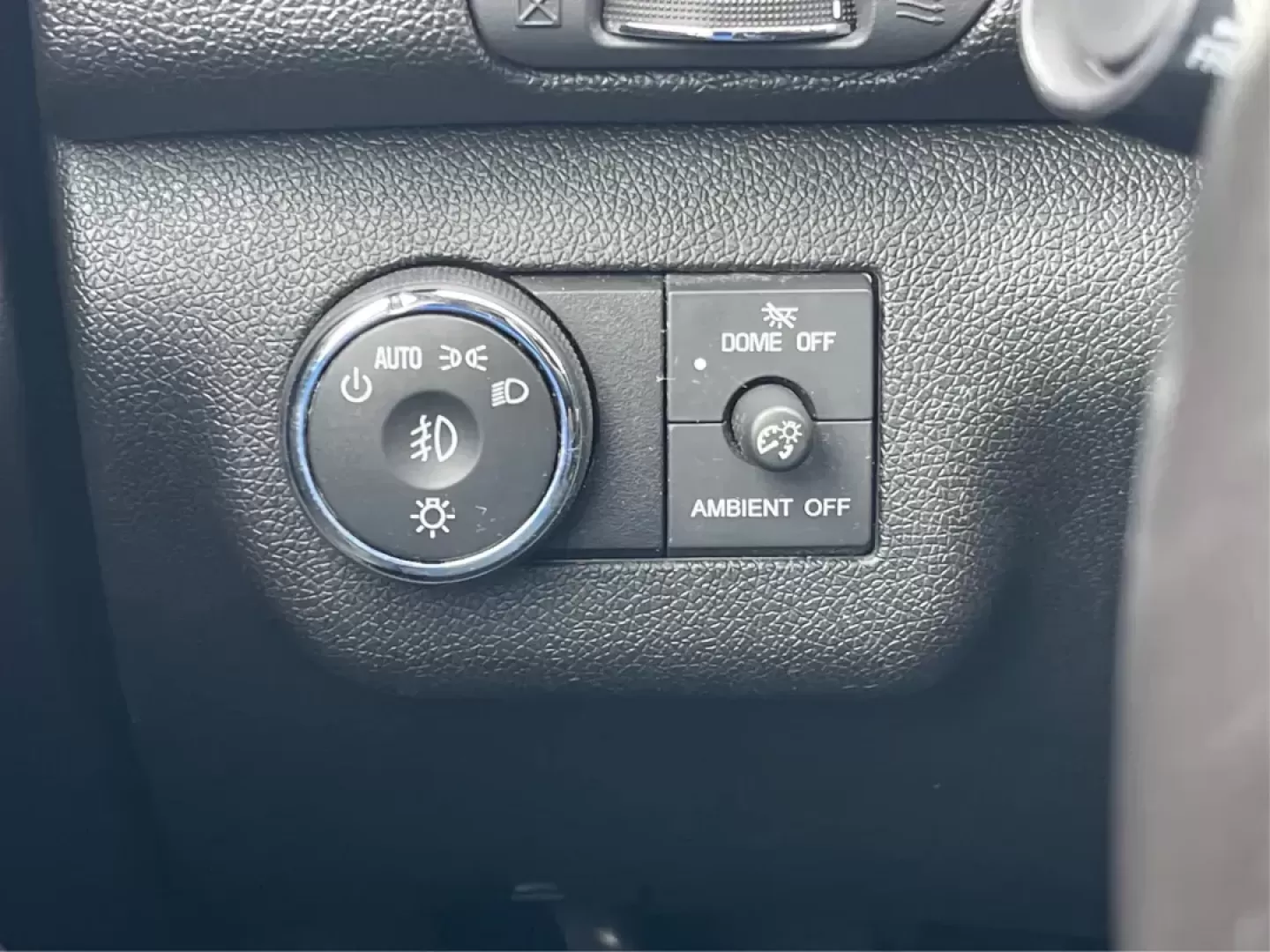 2015 Chevrolet Traverse 1LT (1GNKVGKD8FJ) with an 3.6L V-6 gasoline direct injection engine, located at 4508 South Dixie Dr, Moraine, OH, 45439, (937) 908-9800, 39.689976, -84.218452 - Third Row - Photo#16