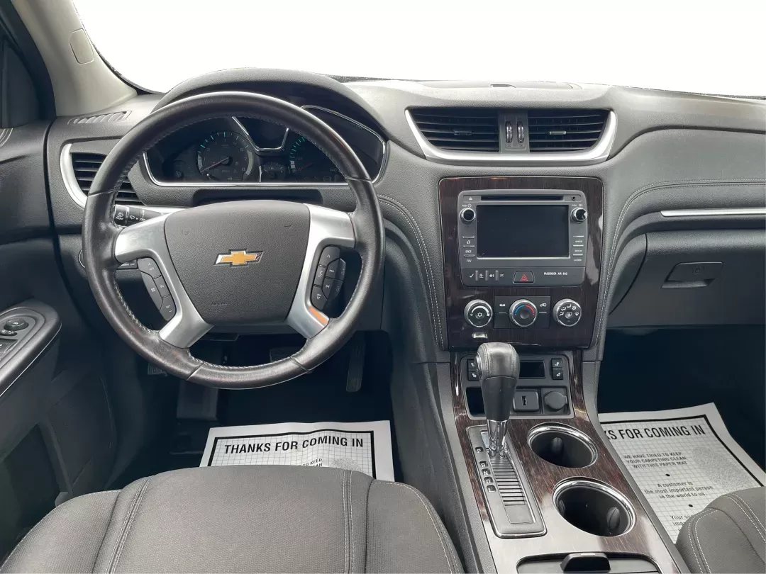 2015 Chevrolet Traverse 1LT (1GNKVGKD8FJ) with an 3.6L V-6 gasoline direct injection engine, located at 4508 South Dixie Dr, Moraine, OH, 45439, (937) 908-9800, 39.689976, -84.218452 - Photo#20