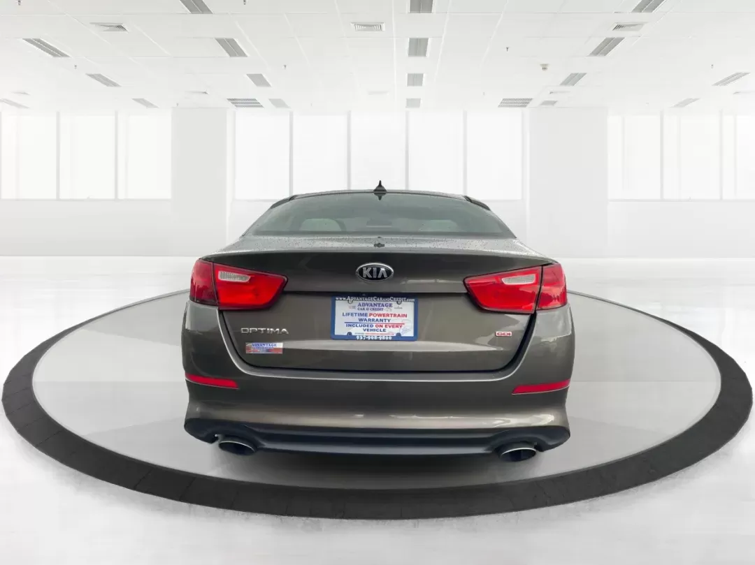 2014 Kia Optima LX (5XXGM4A77EG) with an Theta II 2.4L I-4 gasoline direct injection engine, located at 401 Woodman Dr, Riverside, OH, 45431, (937) 908-9800, 39.760899, -84.123421 - Photo#3