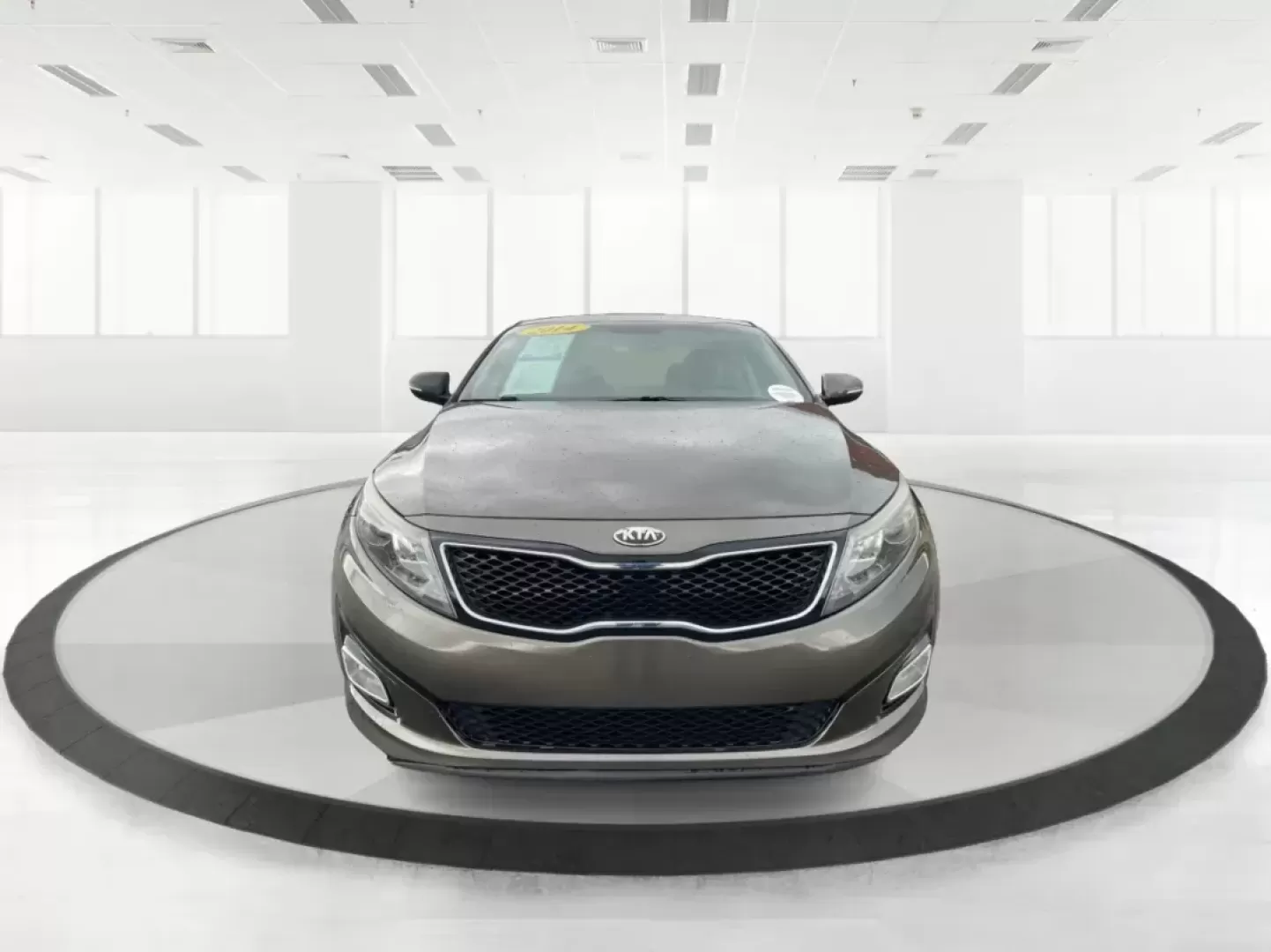 2014 Kia Optima LX (5XXGM4A77EG) with an Theta II 2.4L I-4 gasoline direct injection engine, located at 401 Woodman Dr, Riverside, OH, 45431, (937) 908-9800, 39.760899, -84.123421 - 2014 Kia Optima LX - Photo#6