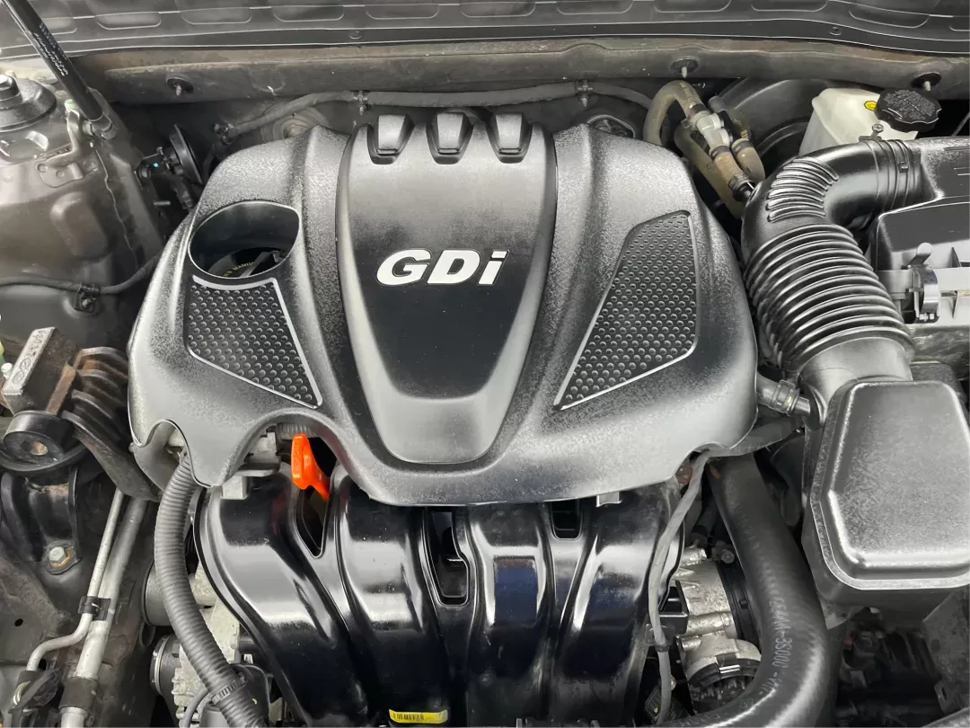 2014 Kia Optima LX (5XXGM4A77EG) with an Theta II 2.4L I-4 gasoline direct injection engine, located at 401 Woodman Dr, Riverside, OH, 45431, (937) 908-9800, 39.760899, -84.123421 - Photo#10