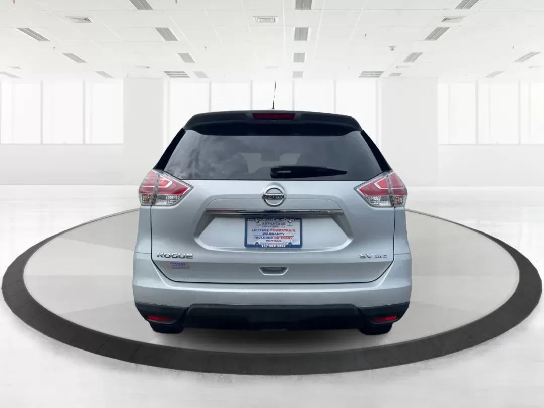 2016 Nissan Rogue SV (KNMAT2MV9GP) with an 2.5L I-4 DOHC engine, located at 1184 Kauffman Ave, Fairborn, OH, 45324, (937) 908-9800, 39.807072, -84.030914 - 2016 Nissan Rogue SV - Photo#3
