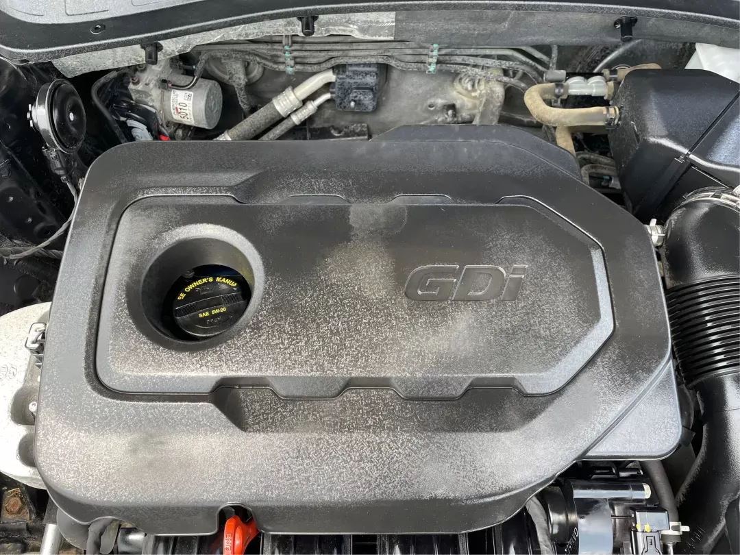 2016 Kia Optima EX (5XXGU4L35GG) with an Theta II 2.4L I-4 gasoline direct injection engine, located at 1230 East Main St, Xenia, OH, 45385, (937) 908-9800, 39.688026, -83.910172 - Photo#10