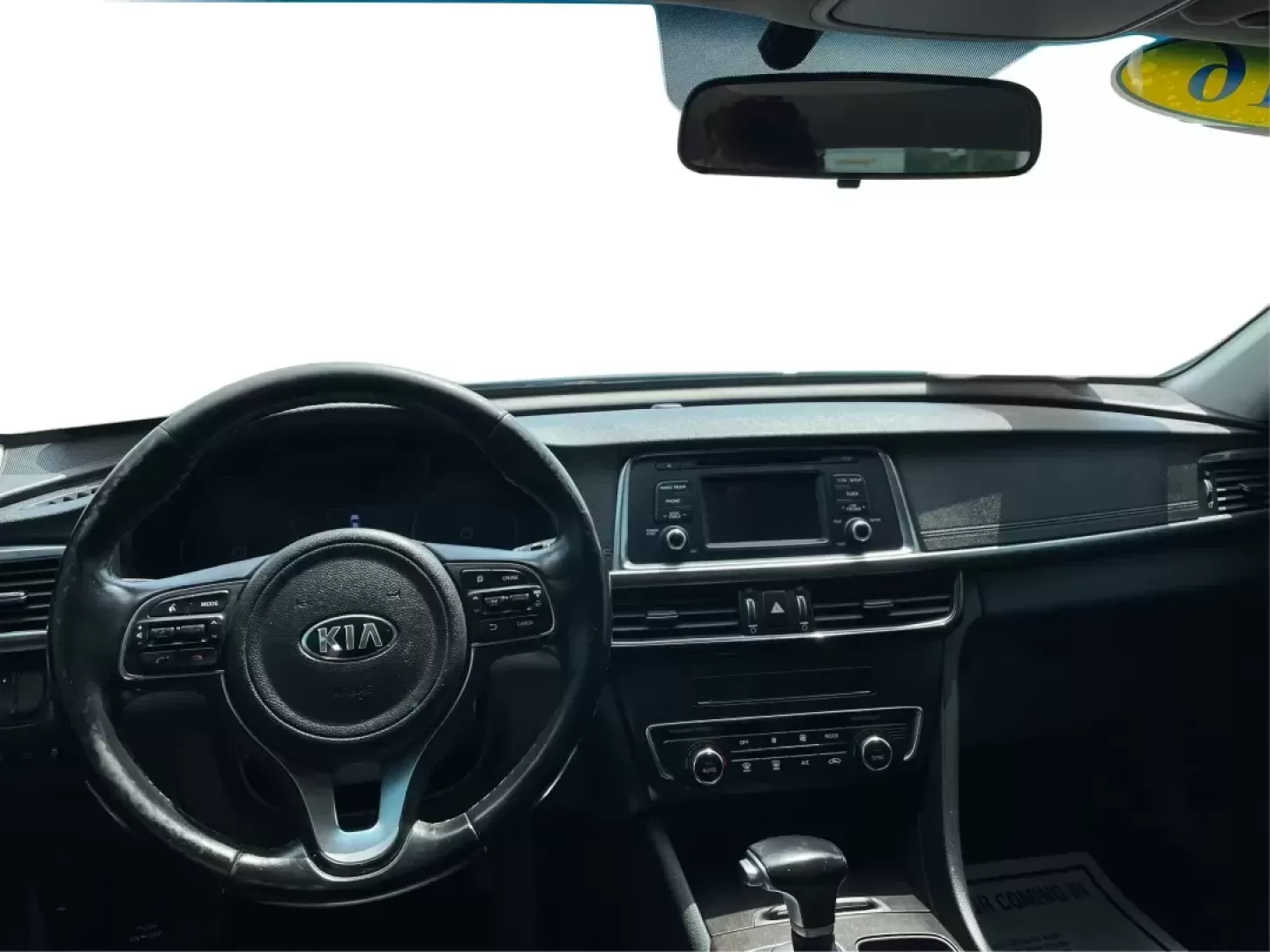 2016 Kia Optima EX (5XXGU4L35GG) with an Theta II 2.4L I-4 gasoline direct injection engine, located at 1230 East Main St, Xenia, OH, 45385, (937) 908-9800, 39.688026, -83.910172 - Photo#20