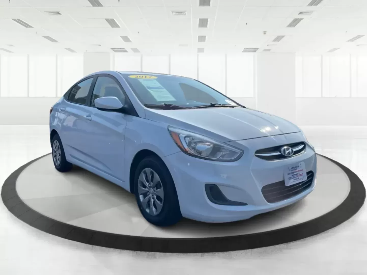 2017 Hyundai Accent SE 4-Door 6A (KMHCT4AE7HU) with an 1.6L L4 DOHC 16V engine, 6-Speed Automatic transmission, located at 401 Woodman Dr, Riverside, OH, 45431, (937) 908-9800, 39.760899, -84.123421 - 2017 Hyundai Accent SE 4-Door 6A - Photo#0