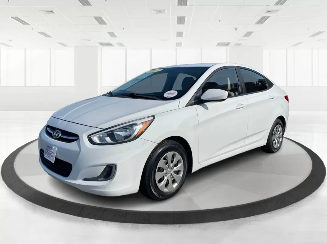 2017 Hyundai Accent SE 4-Door 6A (KMHCT4AE7HU) with an 1.6L L4 DOHC 16V engine, 6-Speed Automatic transmission, located at 401 Woodman Dr, Riverside, OH, 45431, (937) 908-9800, 39.760899, -84.123421 - Photo#7