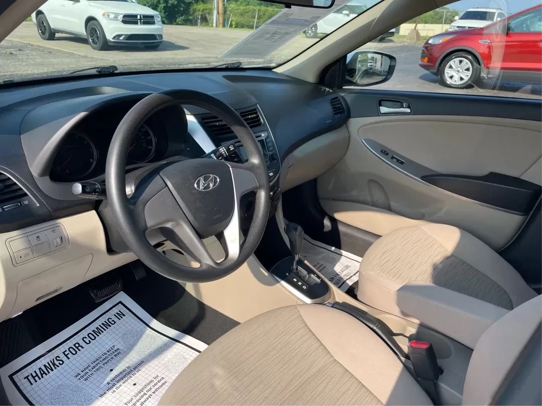 2017 Hyundai Accent SE 4-Door 6A (KMHCT4AE7HU) with an 1.6L L4 DOHC 16V engine, 6-Speed Automatic transmission, located at 401 Woodman Dr, Riverside, OH, 45431, (937) 908-9800, 39.760899, -84.123421 - Photo#8