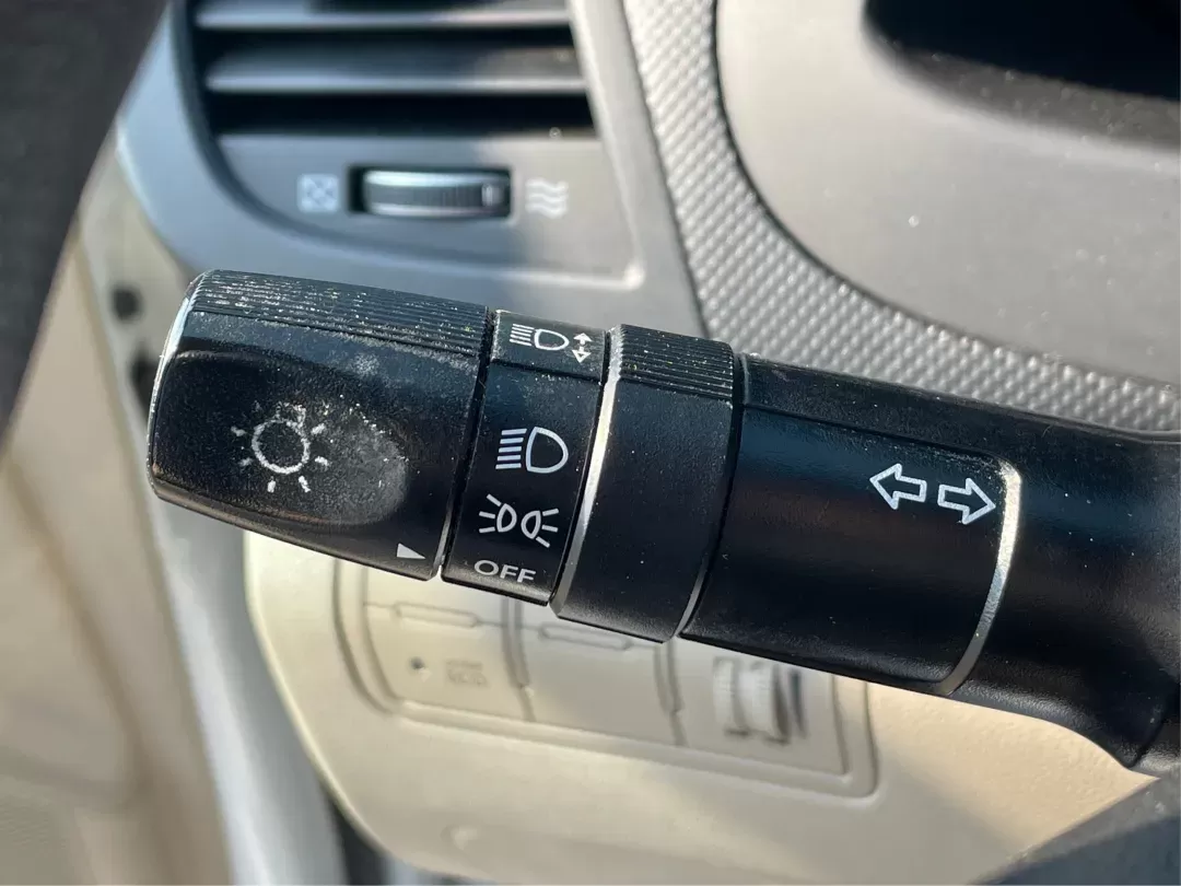 2017 Hyundai Accent SE 4-Door 6A (KMHCT4AE7HU) with an 1.6L L4 DOHC 16V engine, 6-Speed Automatic transmission, located at 401 Woodman Dr, Riverside, OH, 45431, (937) 908-9800, 39.760899, -84.123421 - Photo#15