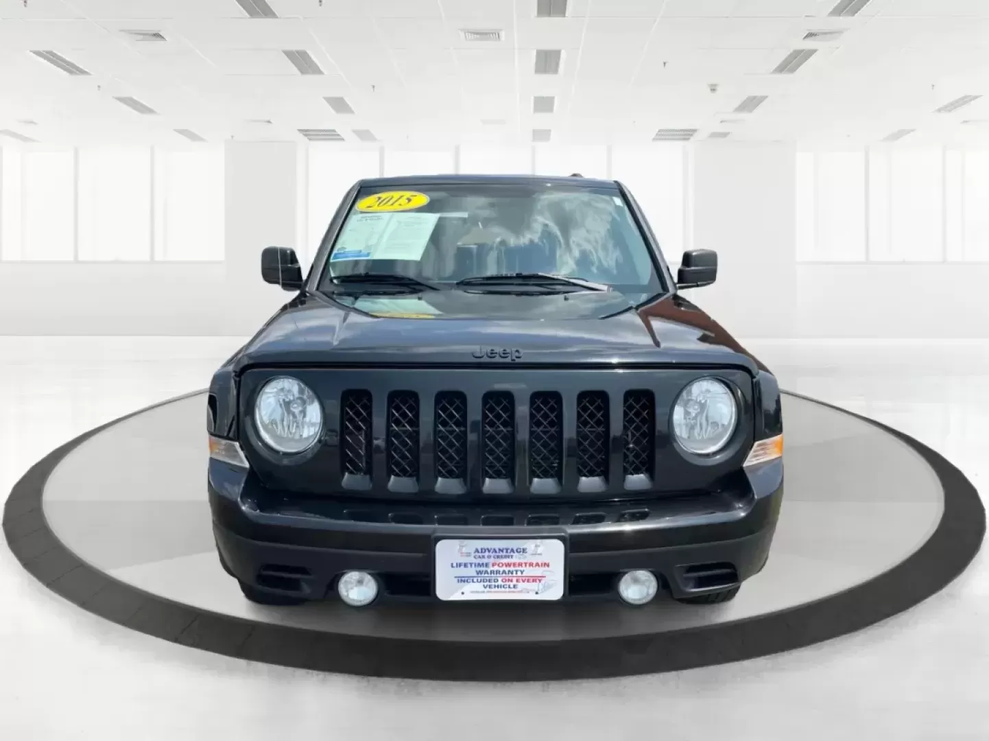 2015 Jeep Patriot Altitude Edition (1C4NJRBB1FD) with an 2.4L I-4 DOHC engine, located at 880 E. National Road, Vandalia, OH, 45377, (937) 908-9800, 39.891918, -84.183594 - 2015 Jeep Patriot Altitude Edition - Photo#6