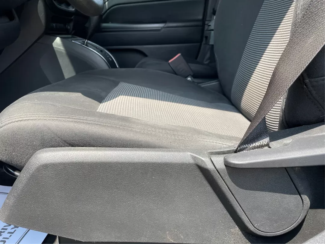 2015 Jeep Patriot Altitude Edition (1C4NJRBB1FD) with an 2.4L I-4 DOHC engine, located at 880 E. National Road, Vandalia, OH, 45377, (937) 908-9800, 39.891918, -84.183594 - 2015 Jeep Patriot Altitude Edition - Photo#17