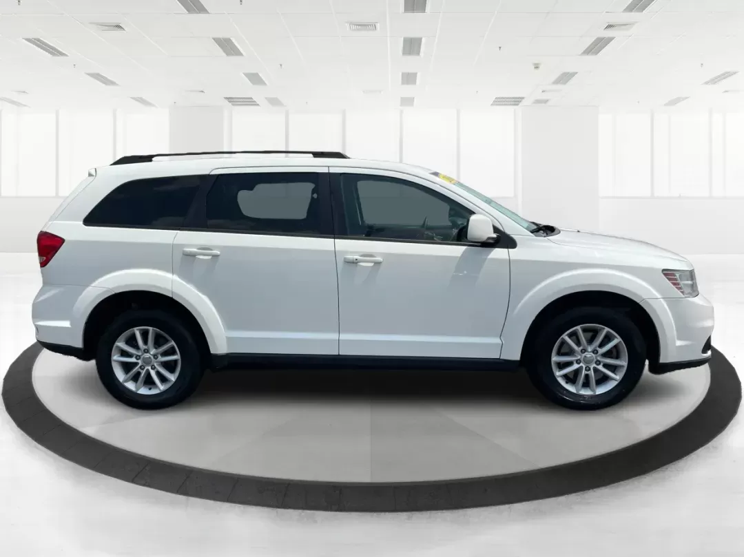 2016 Dodge Journey SXT (3C4PDDBG7GT) with an Pentastar 3.6L V-6 DOHC engine, located at 401 Woodman Dr, Riverside, OH, 45431, (937) 908-9800, 39.760899, -84.123421 - Photo#1