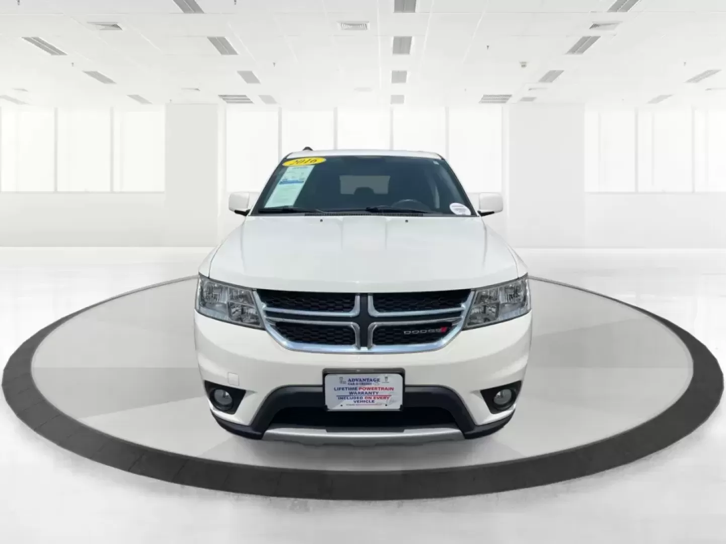 2016 Dodge Journey SXT (3C4PDDBG7GT) with an Pentastar 3.6L V-6 DOHC engine, located at 401 Woodman Dr, Riverside, OH, 45431, (937) 908-9800, 39.760899, -84.123421 - 2016 Dodge Journey SXT - Photo#6