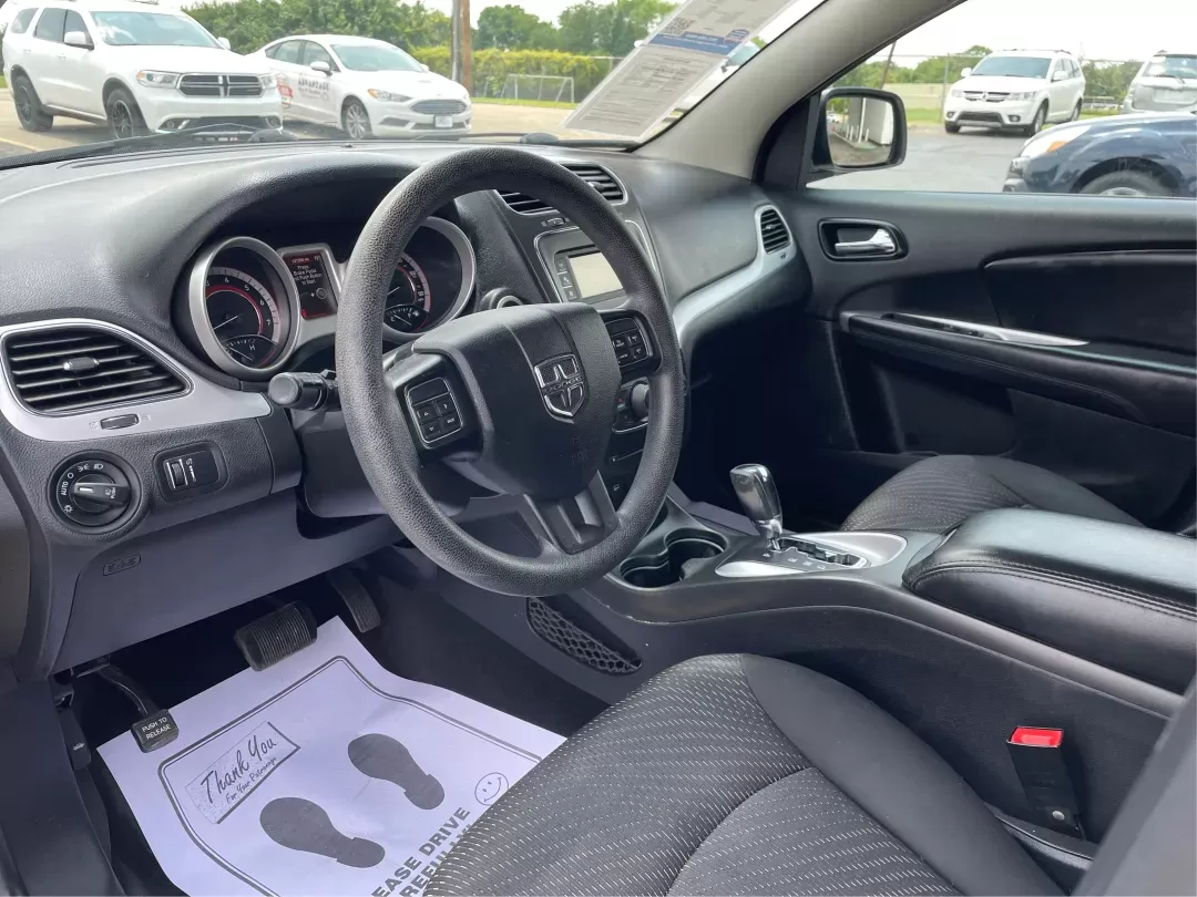 2016 Dodge Journey SXT (3C4PDDBG7GT) with an Pentastar 3.6L V-6 DOHC engine, located at 401 Woodman Dr, Riverside, OH, 45431, (937) 908-9800, 39.760899, -84.123421 - Photo#8
