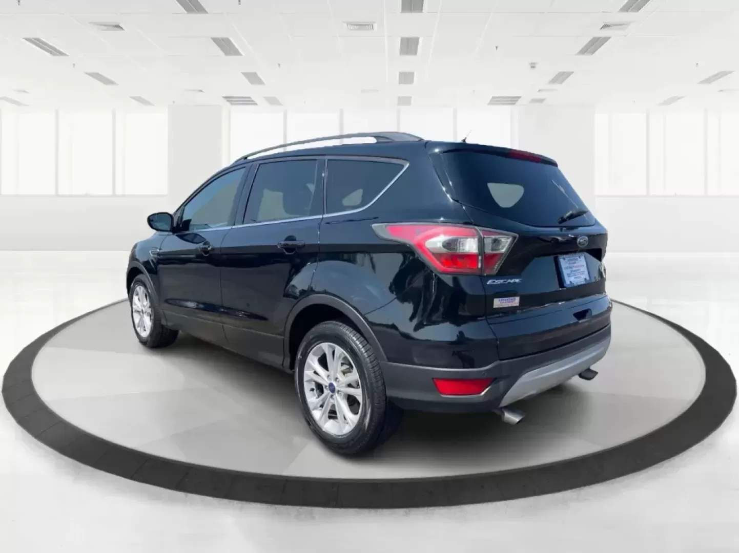 2017 Ford Escape SE (1FMCU0GDXHU) with an Other engine, located at 8750 N County Rd 25A, Piqua, OH, 45356, (937) 908-9800, 40.164391, -84.232513 - 2017 Ford Escape SE - Photo#4