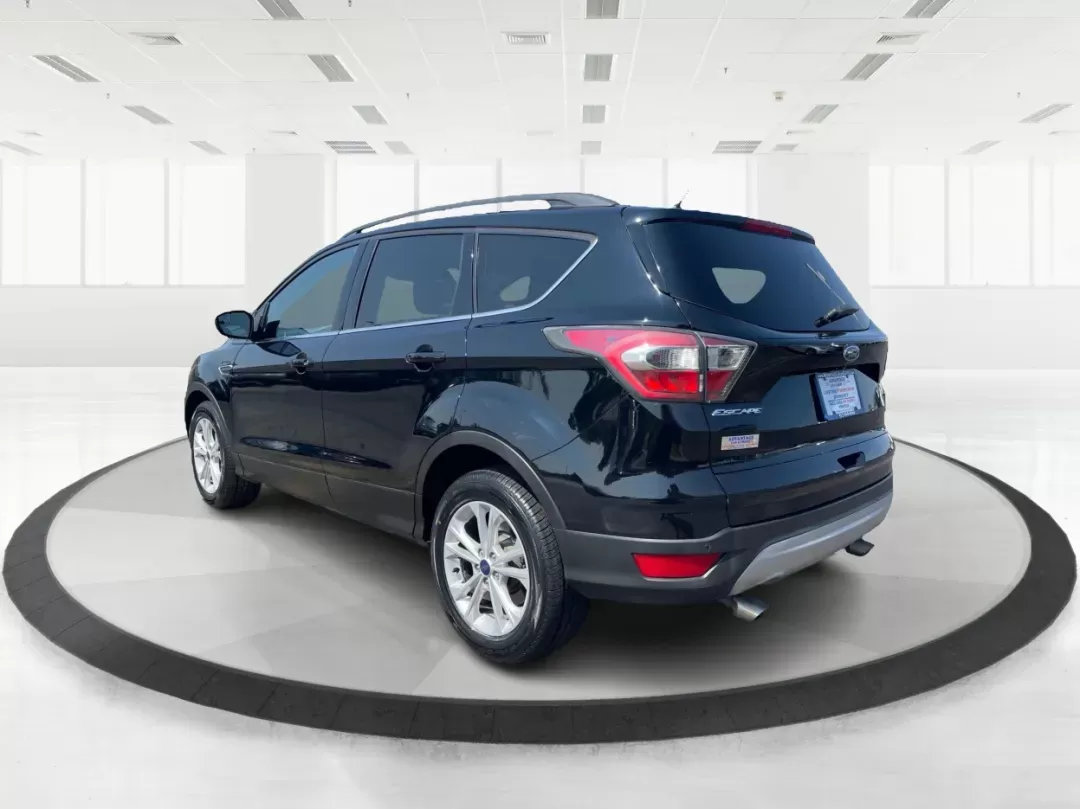 2017 Ford Escape SE (1FMCU0GDXHU) with an Other engine, located at 8750 N County Rd 25A, Piqua, OH, 45356, (937) 908-9800, 40.164391, -84.232513 - Photo#4