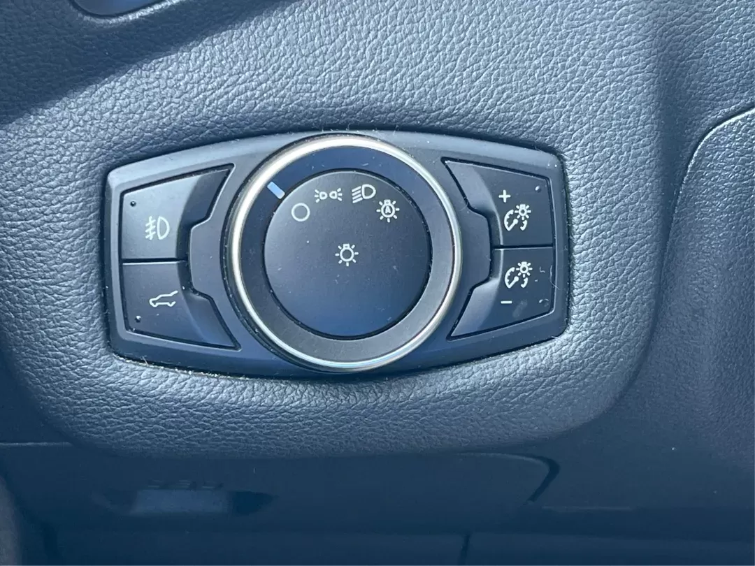 2017 Ford Escape SE (1FMCU0GDXHU) with an Other engine, located at 8750 N County Rd 25A, Piqua, OH, 45356, (937) 908-9800, 40.164391, -84.232513 - Photo#16