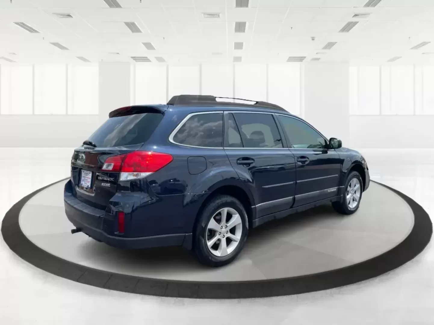 2013 Subaru Outback 2.5i Premium (4S4BRBGC0D3) with an 2.5L H-4 DOHC engine, located at 401 Woodman Dr, Riverside, OH, 45431, (937) 908-9800, 39.760899, -84.123421 - 2013 Subaru Outback 2.5i Premium - Photo#2