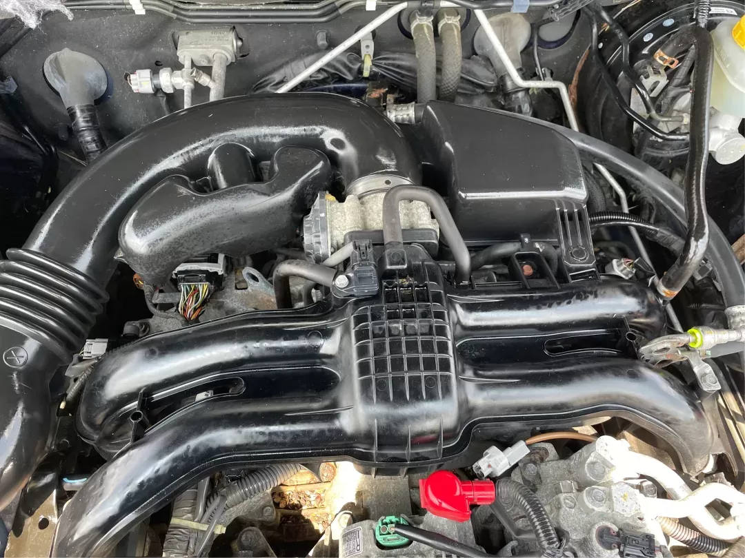 2013 Subaru Outback 2.5i Premium (4S4BRBGC0D3) with an 2.5L H-4 DOHC engine, located at 401 Woodman Dr, Riverside, OH, 45431, (937) 908-9800, 39.760899, -84.123421 - 2013 Subaru Outback 2.5i Premium - Photo#10