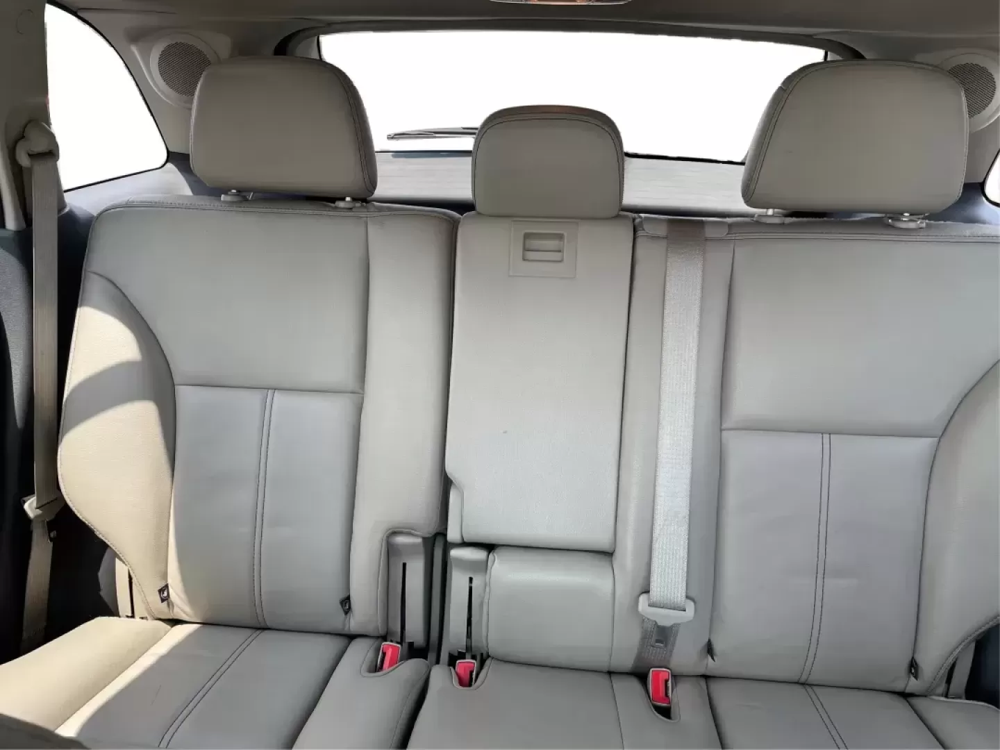 2013 Ford Edge Limited (2FMDK4KCXDB) with an 3.5L V-6 DOHC engine, located at 4508 South Dixie Dr, Moraine, OH, 45439, (937) 908-9800, 39.689976, -84.218452 - 2013 Ford Edge Limited - Photo#13