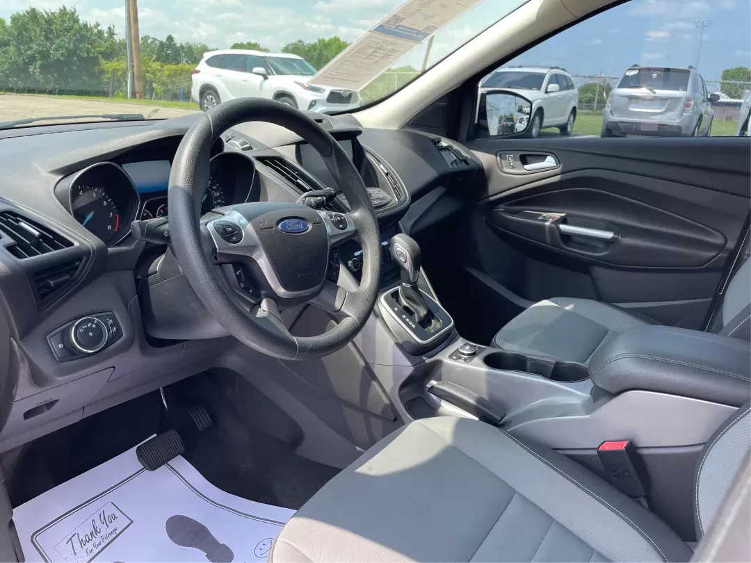 2013 Ford Escape SE (1FMCU0G91DU) with an Other engine, located at 1184 Kauffman Ave, Fairborn, OH, 45324, (937) 908-9800, 39.807072, -84.030914 - Photo#8