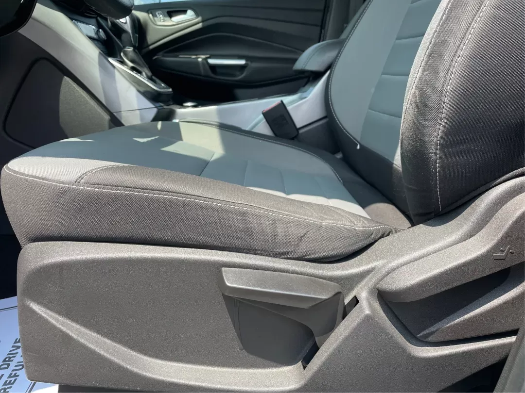 2013 Ford Escape SE (1FMCU0G91DU) with an Other engine, located at 1184 Kauffman Ave, Fairborn, OH, 45324, (937) 908-9800, 39.807072, -84.030914 - Photo#17