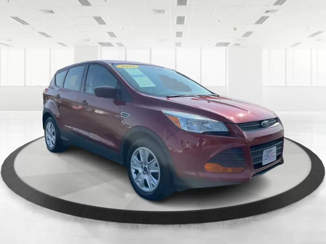 2016 Ford Escape S (1FMCU0F7XGU) with an Duratec 2.5L I-4 DOHC engine, located at 8750 N County Rd 25A, Piqua, OH, 45356, (937) 908-9800, 40.164391, -84.232513 - Photo#0