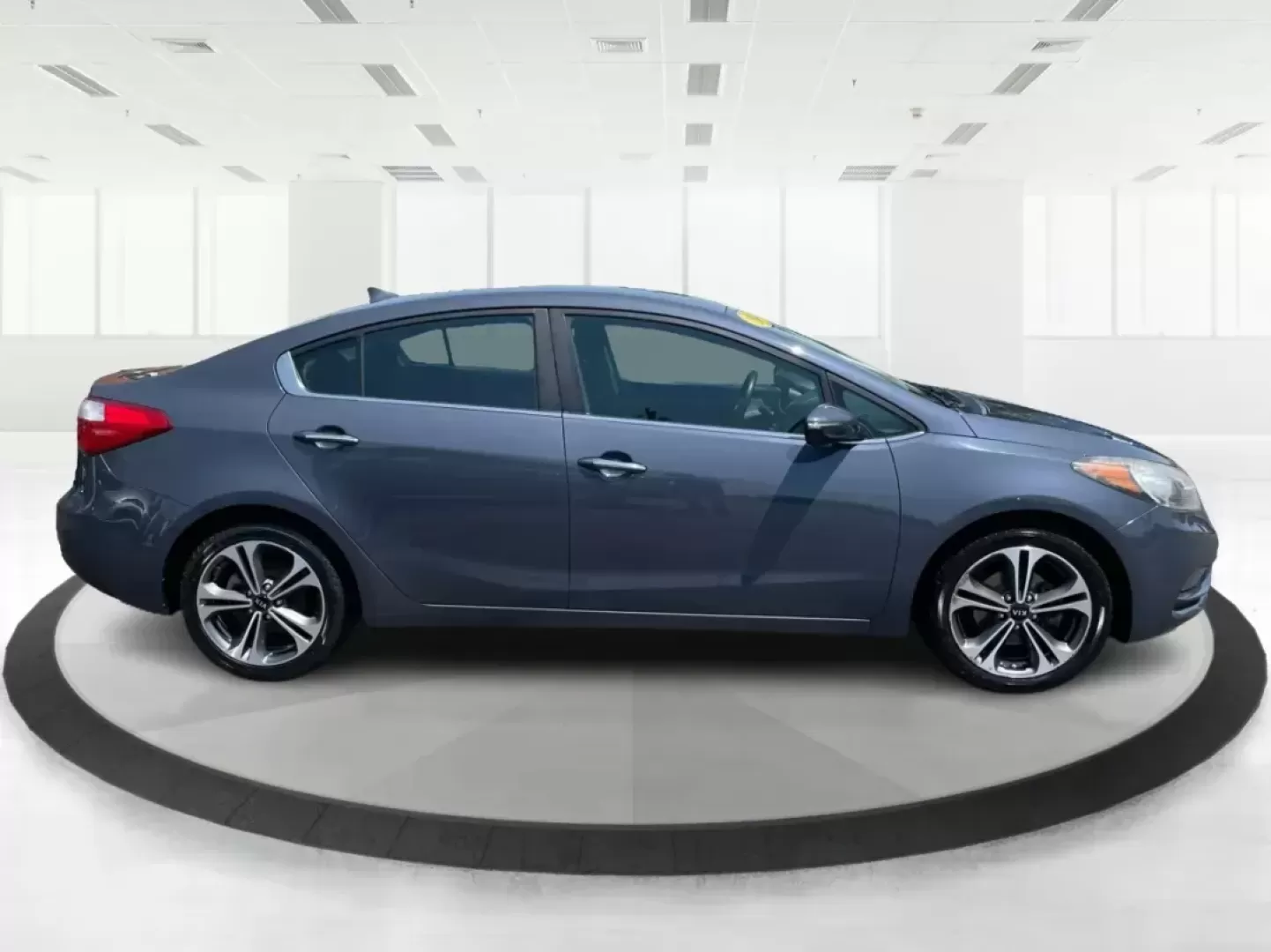 2014 Kia Forte EX (KNAFX4A88E5) with an 2L I-4 gasoline direct injection engine, located at 8750 N County Rd 25A, Piqua, OH, 45356, (937) 908-9800, 40.164391, -84.232513 - 2014 Kia Forte EX - Photo#1