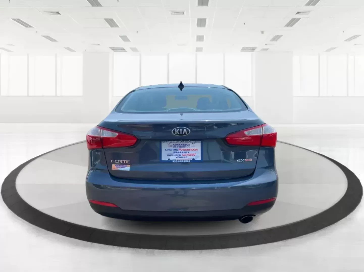 2014 Kia Forte EX (KNAFX4A88E5) with an 2L I-4 gasoline direct injection engine, located at 8750 N County Rd 25A, Piqua, OH, 45356, (937) 908-9800, 40.164391, -84.232513 - 2014 Kia Forte EX - Photo#3