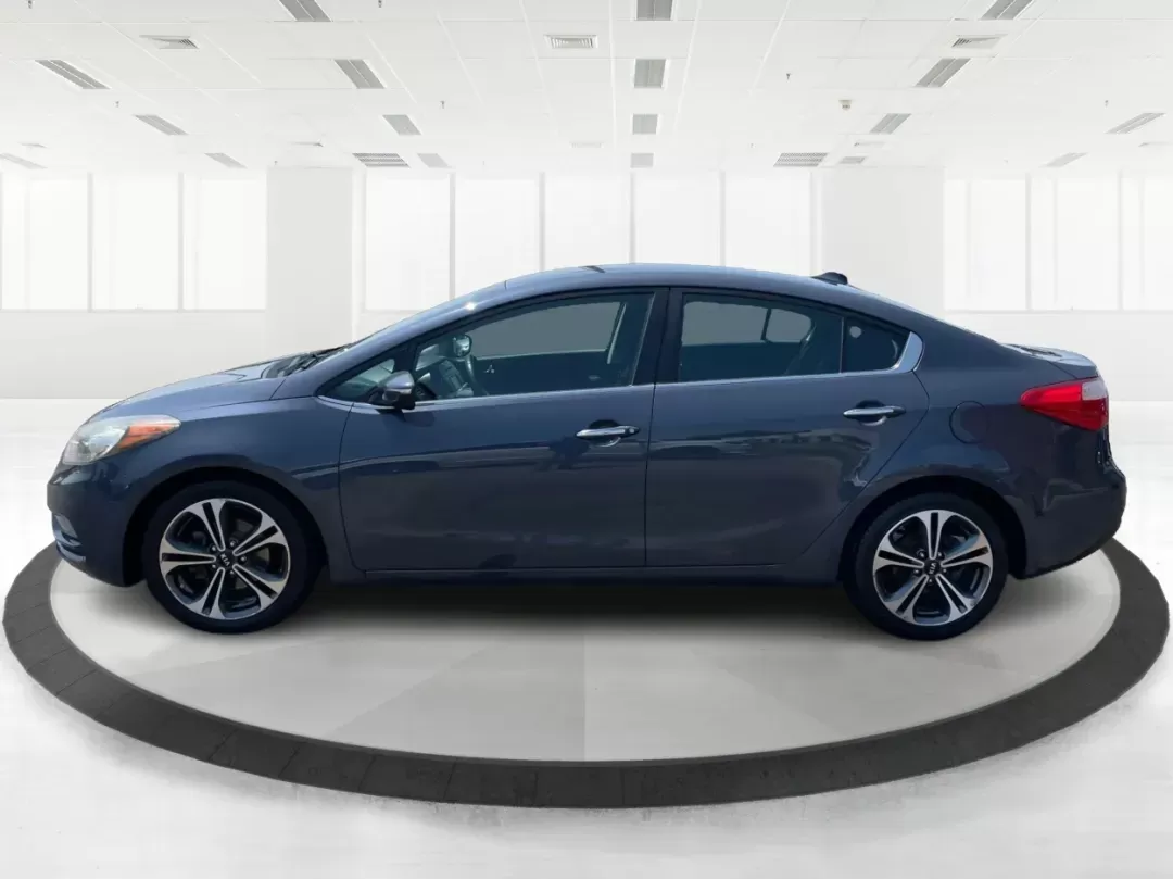 2014 Kia Forte EX (KNAFX4A88E5) with an 2L I-4 gasoline direct injection engine, located at 8750 N County Rd 25A, Piqua, OH, 45356, (937) 908-9800, 40.164391, -84.232513 - Photo#5