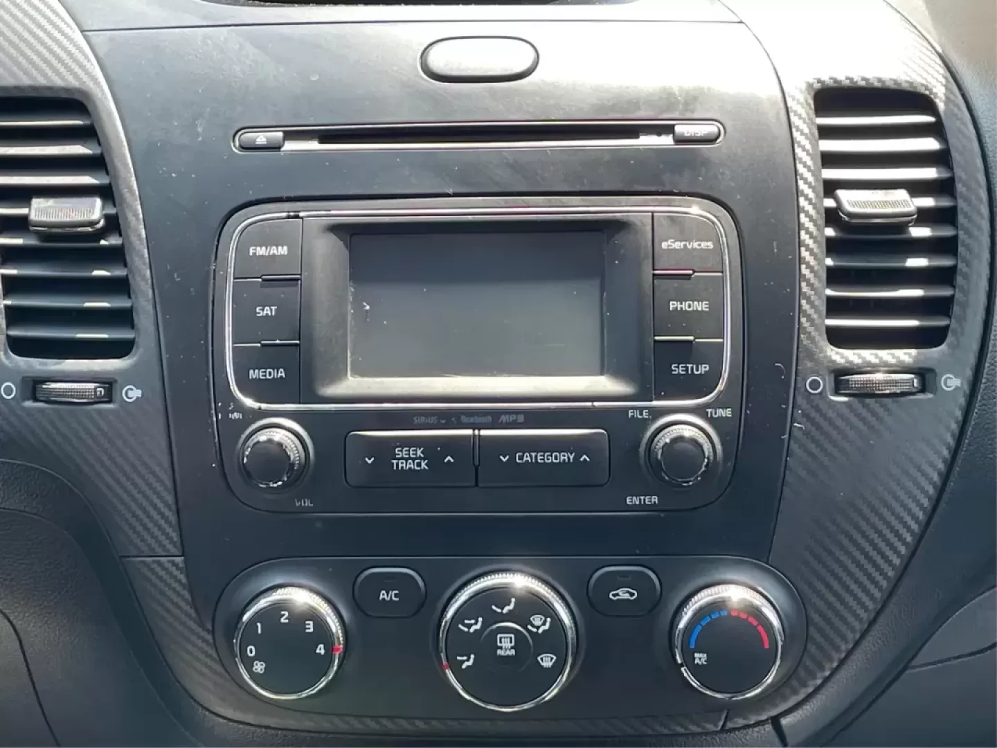 2014 Kia Forte EX (KNAFX4A88E5) with an 2L I-4 gasoline direct injection engine, located at 8750 N County Rd 25A, Piqua, OH, 45356, (937) 908-9800, 40.164391, -84.232513 - 2014 Kia Forte EX - Photo#12