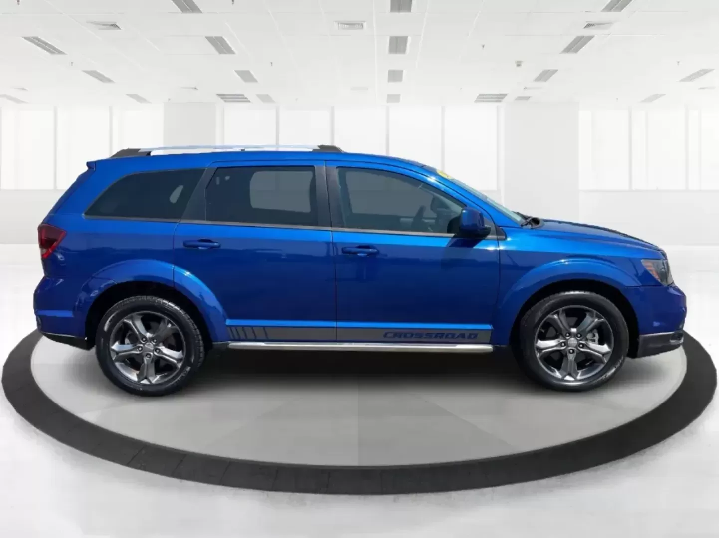 2015 Dodge Journey Crossroad (3C4PDCGB1FT) with an Other engine, located at 1230 East Main St, Xenia, OH, 45385, (937) 908-9800, 39.688026, -83.910172 - 2015 Dodge Journey Crossroad - Photo#1