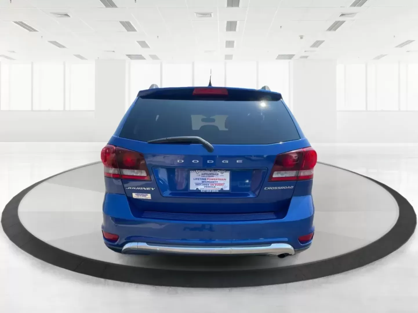 2015 Dodge Journey Crossroad (3C4PDCGB1FT) with an Other engine, located at 1230 East Main St, Xenia, OH, 45385, (937) 908-9800, 39.688026, -83.910172 - 2015 Dodge Journey Crossroad - Photo#3