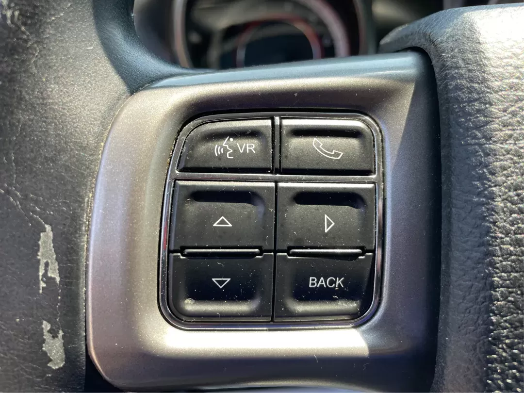 2015 Dodge Journey Crossroad (3C4PDCGB1FT) with an Other engine, located at 1230 East Main St, Xenia, OH, 45385, (937) 908-9800, 39.688026, -83.910172 - Photo#15