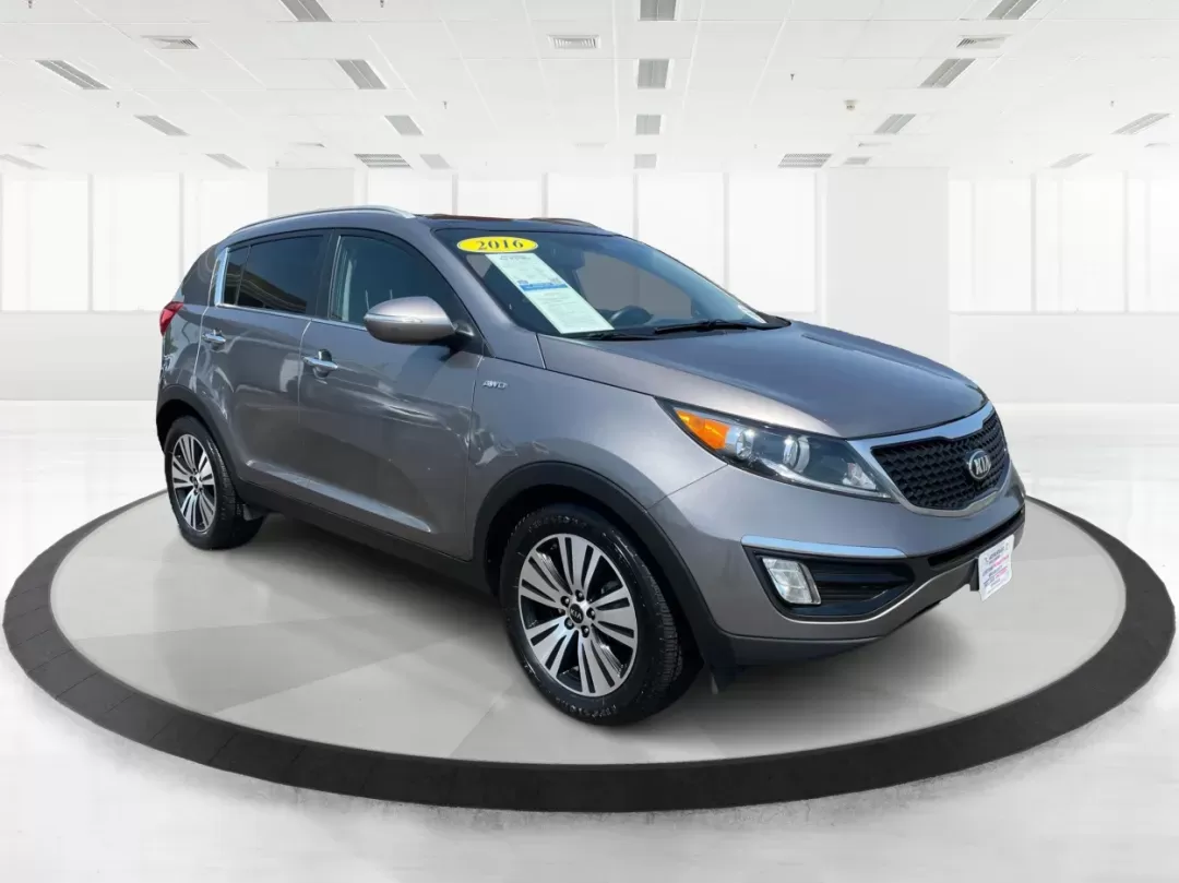 2016 Kia Sportage EX (KNDPCCAC7G7) with an Theta II 2.4L I-4 gasoline direct injection engine, located at 1230 East Main St, Xenia, OH, 45385, (937) 908-9800, 39.688026, -83.910172 - Photo#0