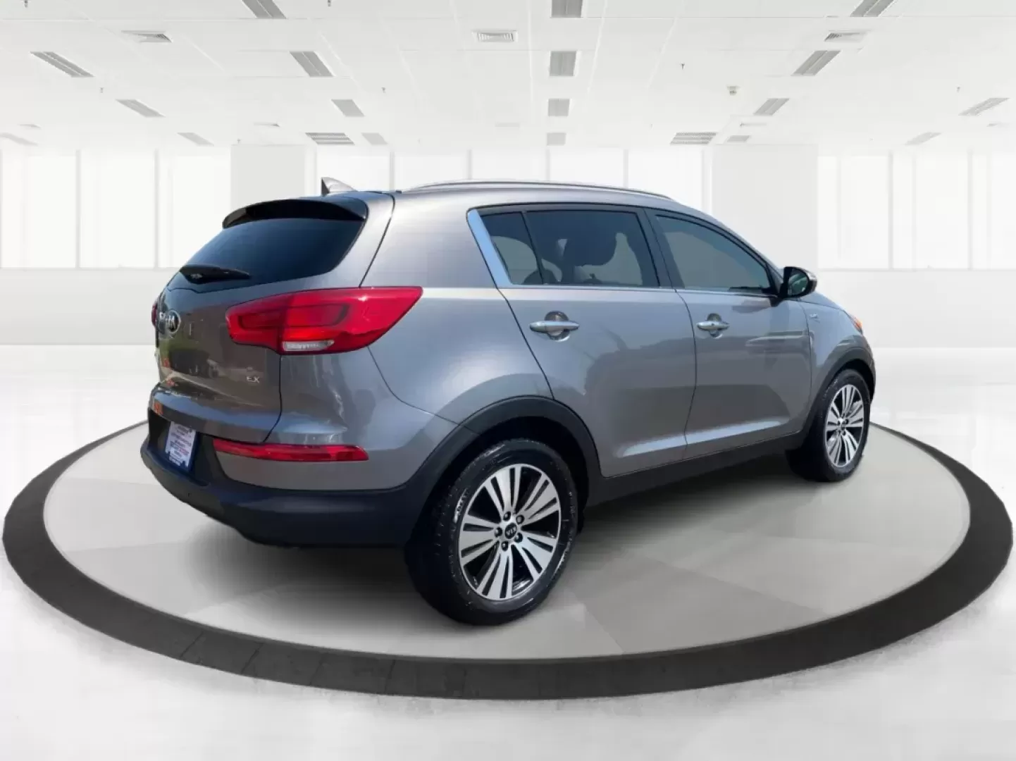 2016 Kia Sportage EX (KNDPCCAC7G7) with an Theta II 2.4L I-4 gasoline direct injection engine, located at 1230 East Main St, Xenia, OH, 45385, (937) 908-9800, 39.688026, -83.910172 - Photo#2