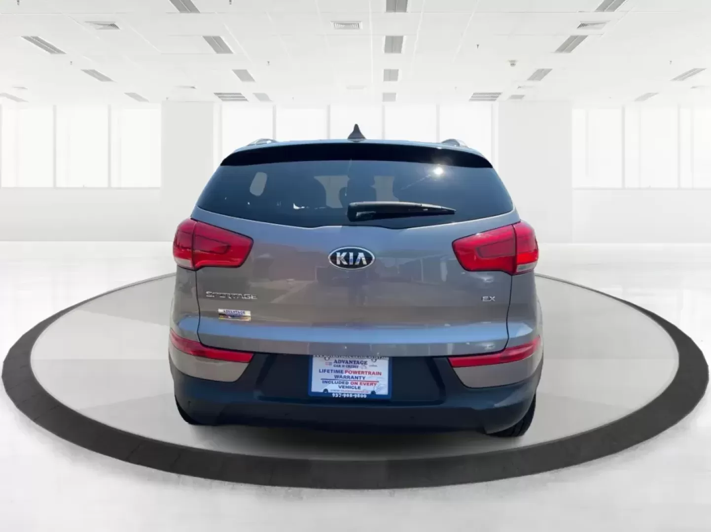 2016 Kia Sportage EX (KNDPCCAC7G7) with an Theta II 2.4L I-4 gasoline direct injection engine, located at 1230 East Main St, Xenia, OH, 45385, (937) 908-9800, 39.688026, -83.910172 - Photo#3