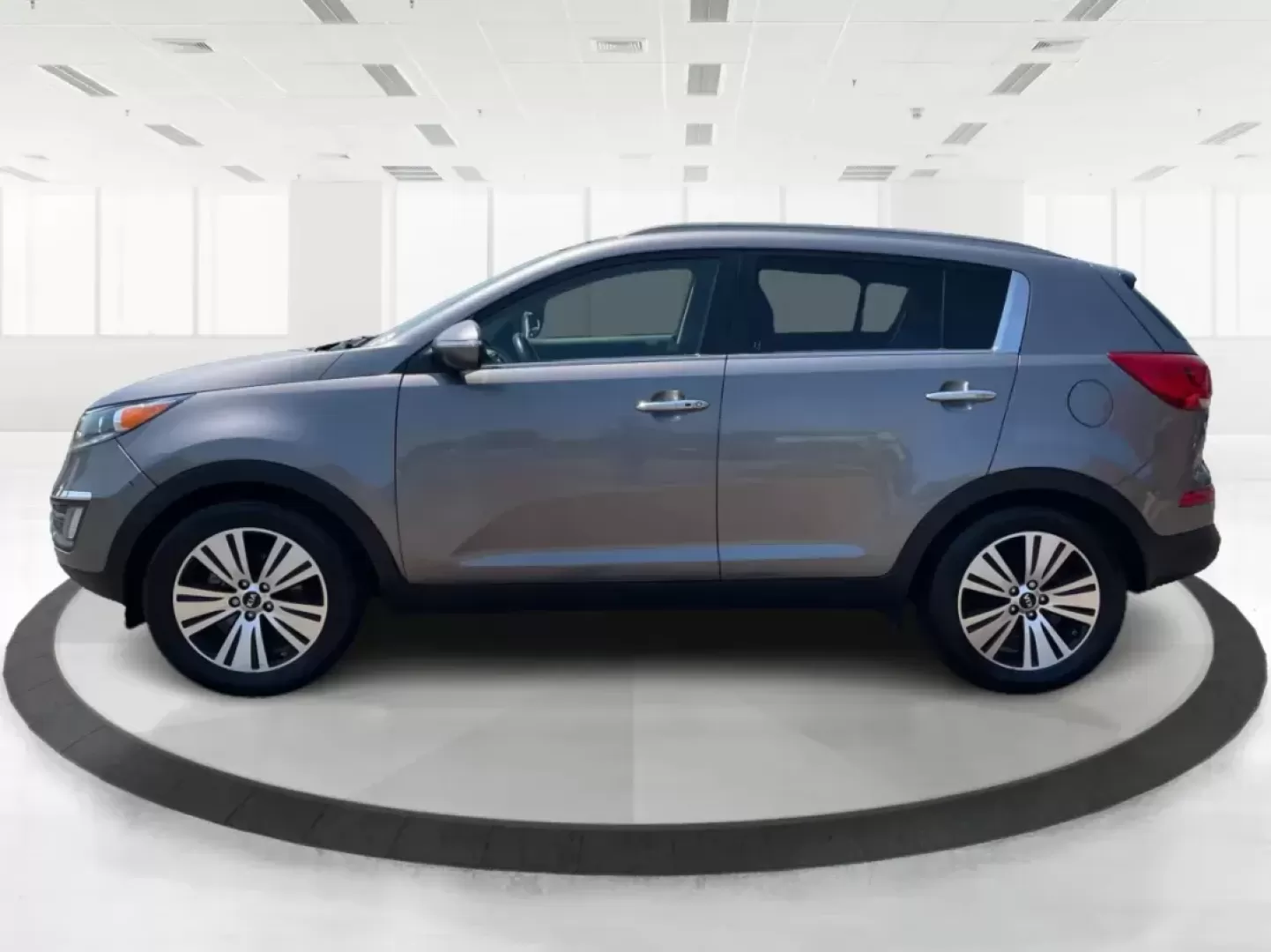 2016 Kia Sportage EX (KNDPCCAC7G7) with an Theta II 2.4L I-4 gasoline direct injection engine, located at 1230 East Main St, Xenia, OH, 45385, (937) 908-9800, 39.688026, -83.910172 - Photo#5