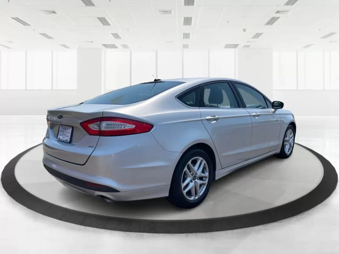 2013 Ford Fusion SE (3FA6P0H73DR) with an Other engine, located at 4508 South Dixie Dr, Moraine, OH, 45439, (937) 908-9800, 39.689976, -84.218452 - Photo#2