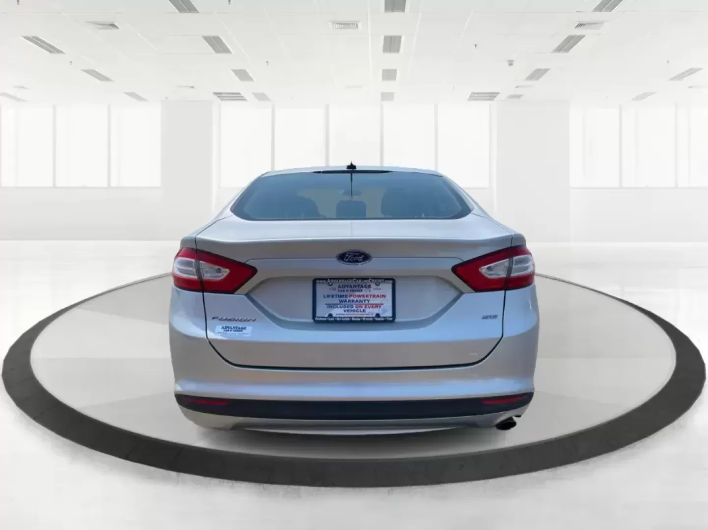 2013 Ford Fusion SE (3FA6P0H73DR) with an Other engine, located at 4508 South Dixie Dr, Moraine, OH, 45439, (937) 908-9800, 39.689976, -84.218452 - 2013 Ford Fusion SE - Photo#3
