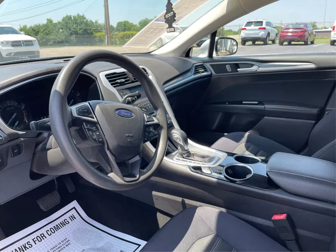 2013 Ford Fusion SE (3FA6P0H73DR) with an Other engine, located at 4508 South Dixie Dr, Moraine, OH, 45439, (937) 908-9800, 39.689976, -84.218452 - Photo#8