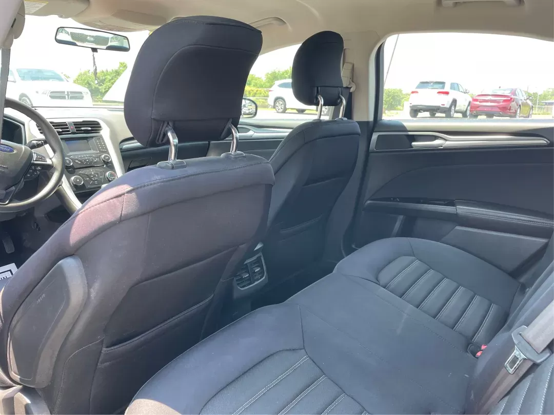 2013 Ford Fusion SE (3FA6P0H73DR) with an Other engine, located at 4508 South Dixie Dr, Moraine, OH, 45439, (937) 908-9800, 39.689976, -84.218452 - Photo#9
