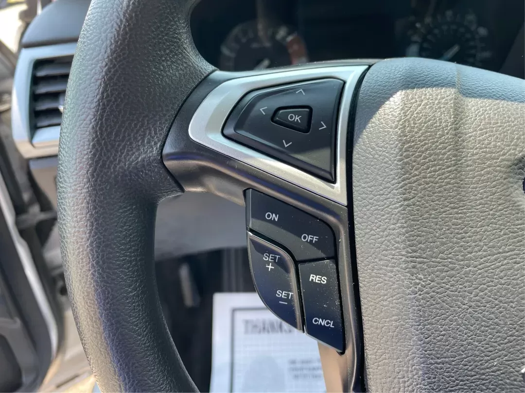 2013 Ford Fusion SE (3FA6P0H73DR) with an Other engine, located at 4508 South Dixie Dr, Moraine, OH, 45439, (937) 908-9800, 39.689976, -84.218452 - Photo#15