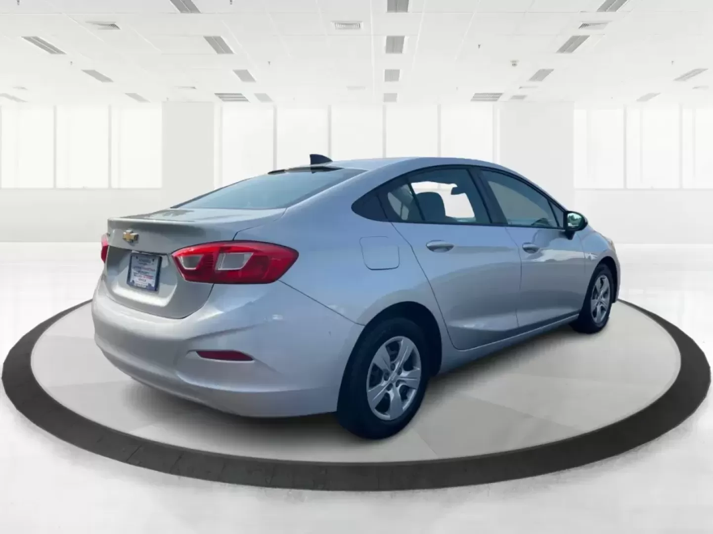 2017 Honda Cruze LS Auto (1G1BC5SM0H7) with an 1.4L I-4 gasoline direct injection engine, located at 8750 N County Rd 25A, Piqua, OH, 45356, (937) 908-9800, 40.164391, -84.232513 - 2017 Honda Cruze LS Auto - Photo#2
