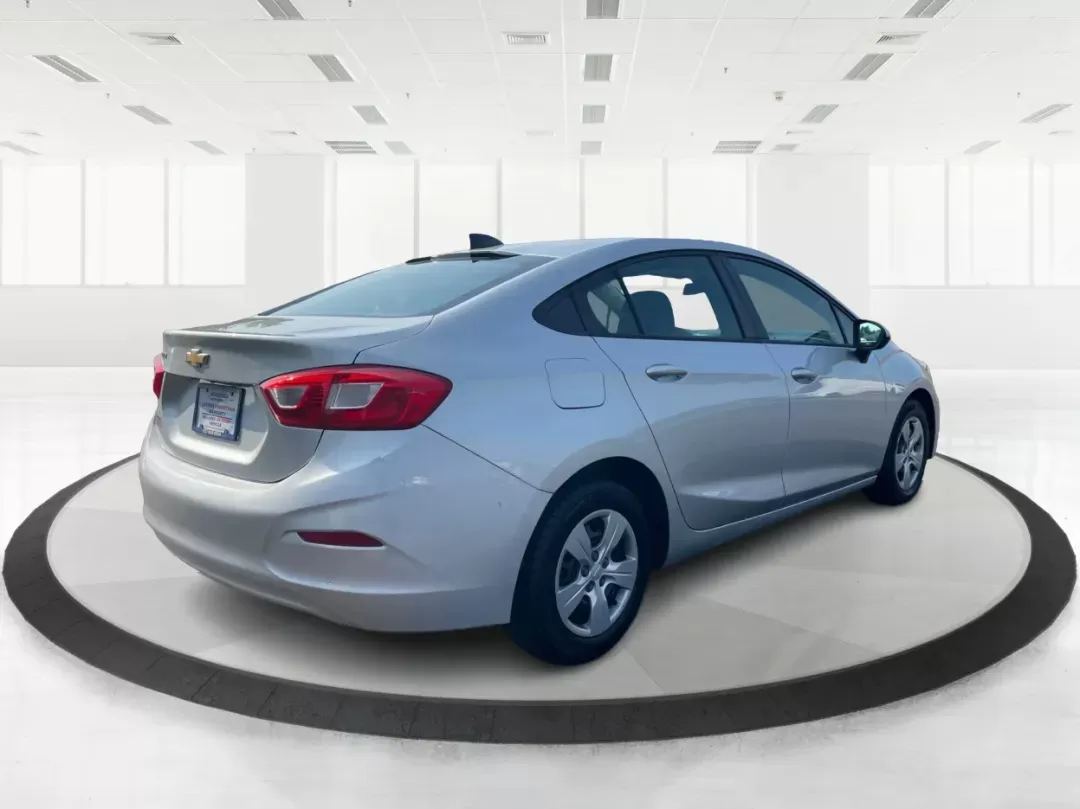 2017 Honda Cruze LS Auto (1G1BC5SM0H7) with an 1.4L I-4 gasoline direct injection engine, located at 8750 N County Rd 25A, Piqua, OH, 45356, (937) 908-9800, 40.164391, -84.232513 - Photo#2