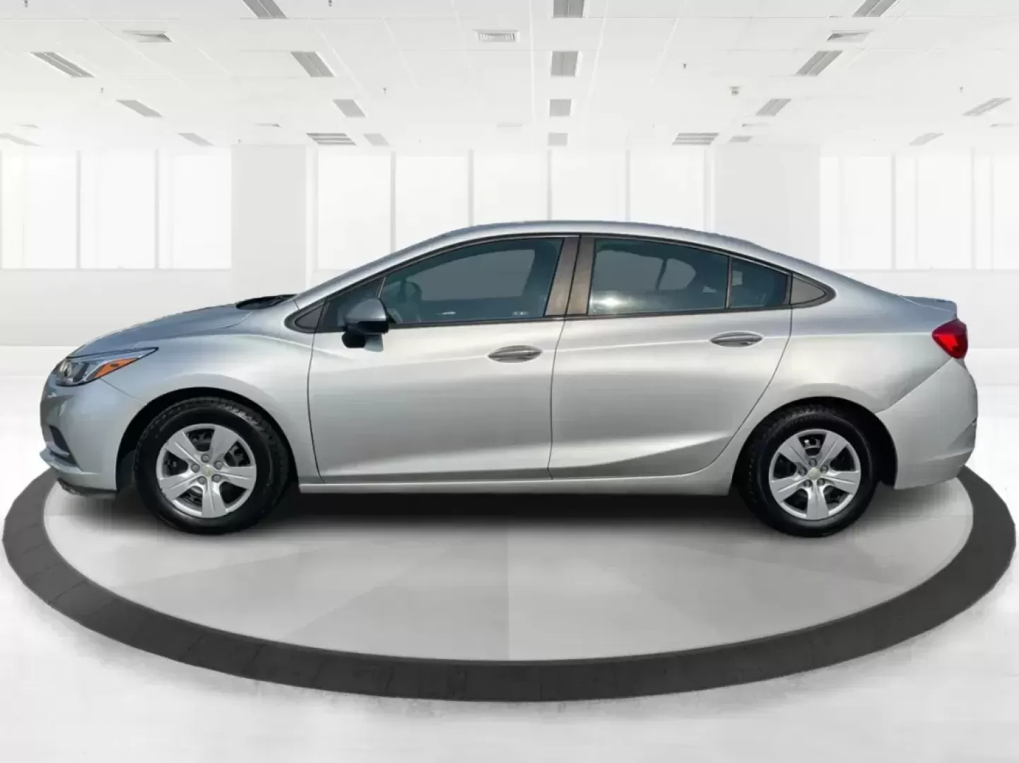 2017 Honda Cruze LS Auto (1G1BC5SM0H7) with an 1.4L I-4 gasoline direct injection engine, located at 8750 N County Rd 25A, Piqua, OH, 45356, (937) 908-9800, 40.164391, -84.232513 - 2017 Honda Cruze LS Auto - Photo#5