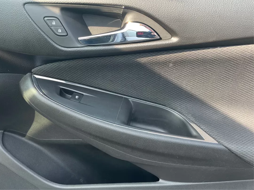 2017 Honda Cruze LS Auto (1G1BC5SM0H7) with an 1.4L I-4 gasoline direct injection engine, located at 8750 N County Rd 25A, Piqua, OH, 45356, (937) 908-9800, 40.164391, -84.232513 - Photo#19